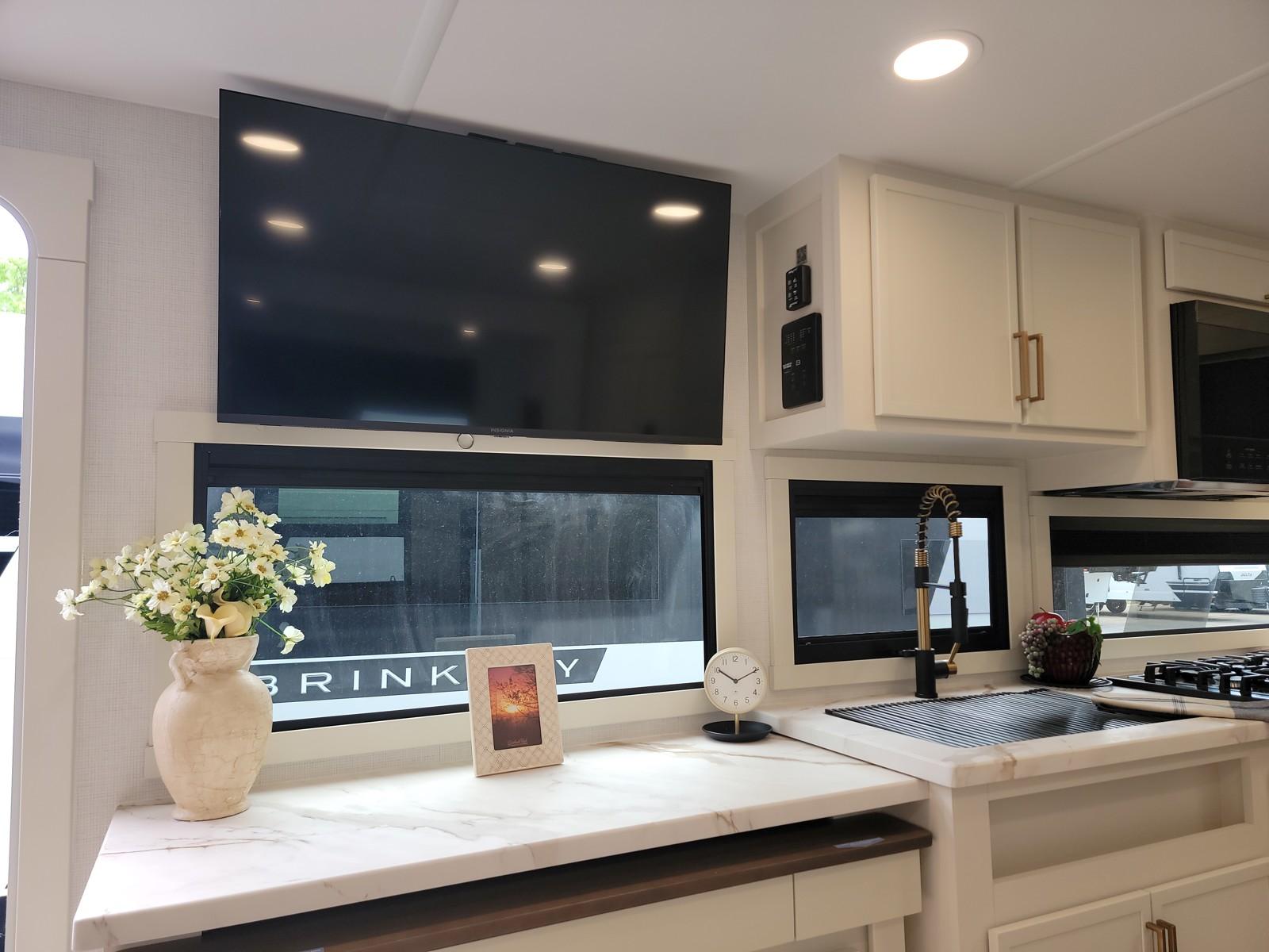 2026 Brinkley RV 2026 Brinkley RV Model Ix - thumbnail 13