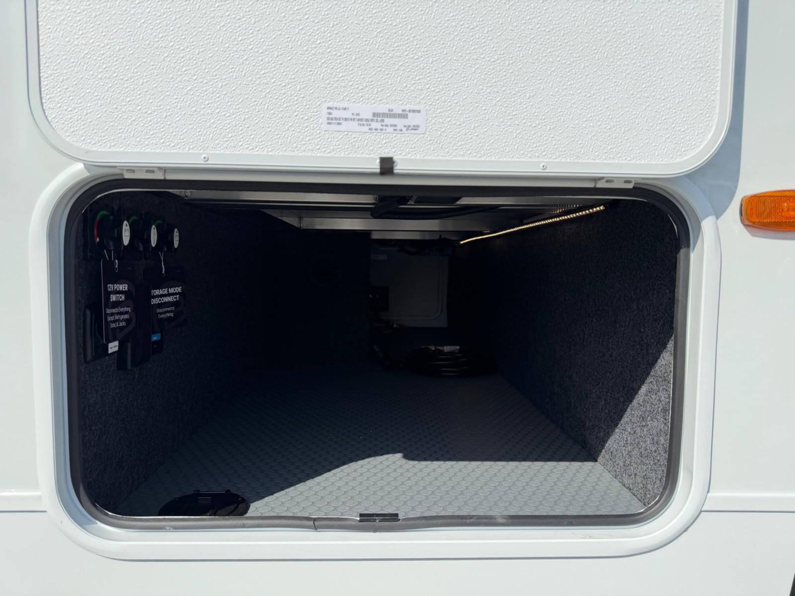 2026 Brinkley RV 2026 Brinkley RV Model IX - thumbnail 7