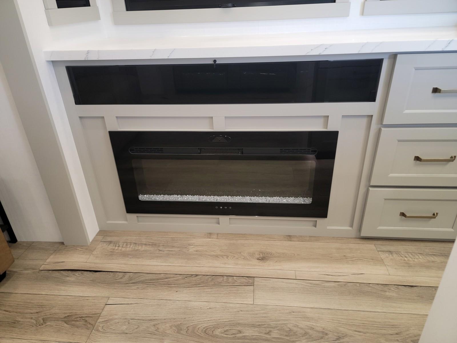 2026 Brinkley 2026 Brinkley Model G - thumbnail 15