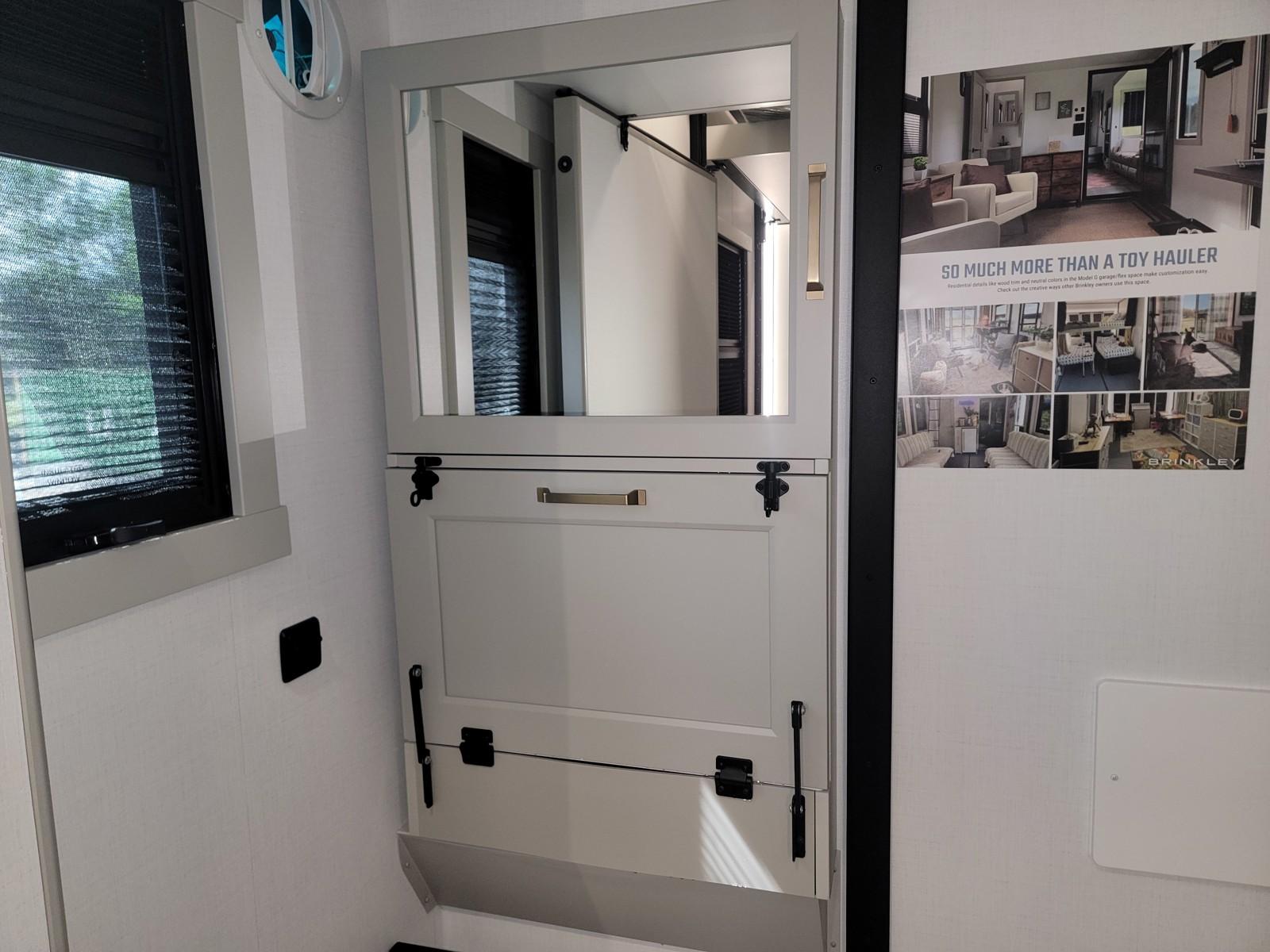 2026 Brinkley 2026 Brinkley Model G - thumbnail 35