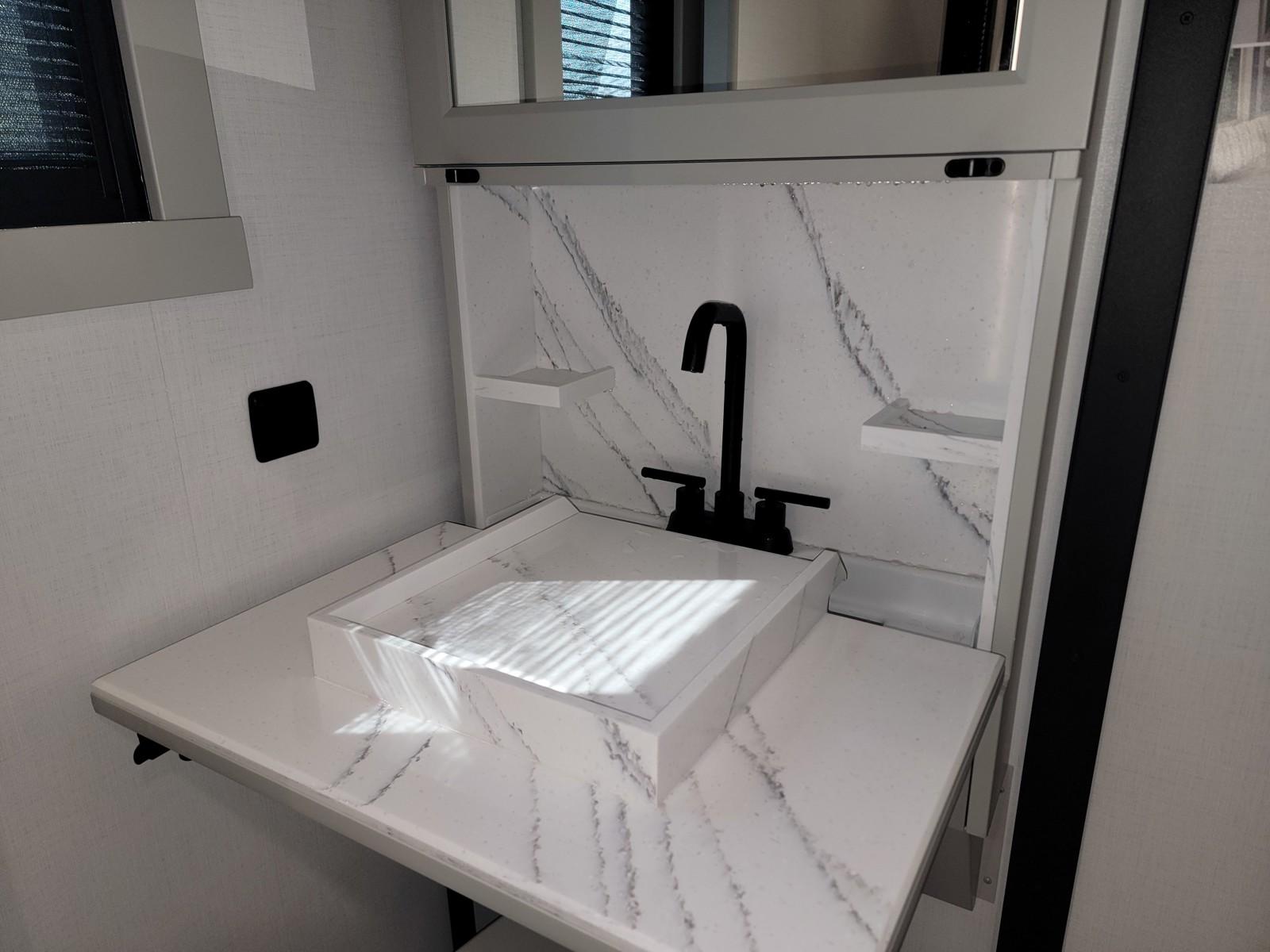 2026 Brinkley 2026 Brinkley Model G - thumbnail 36