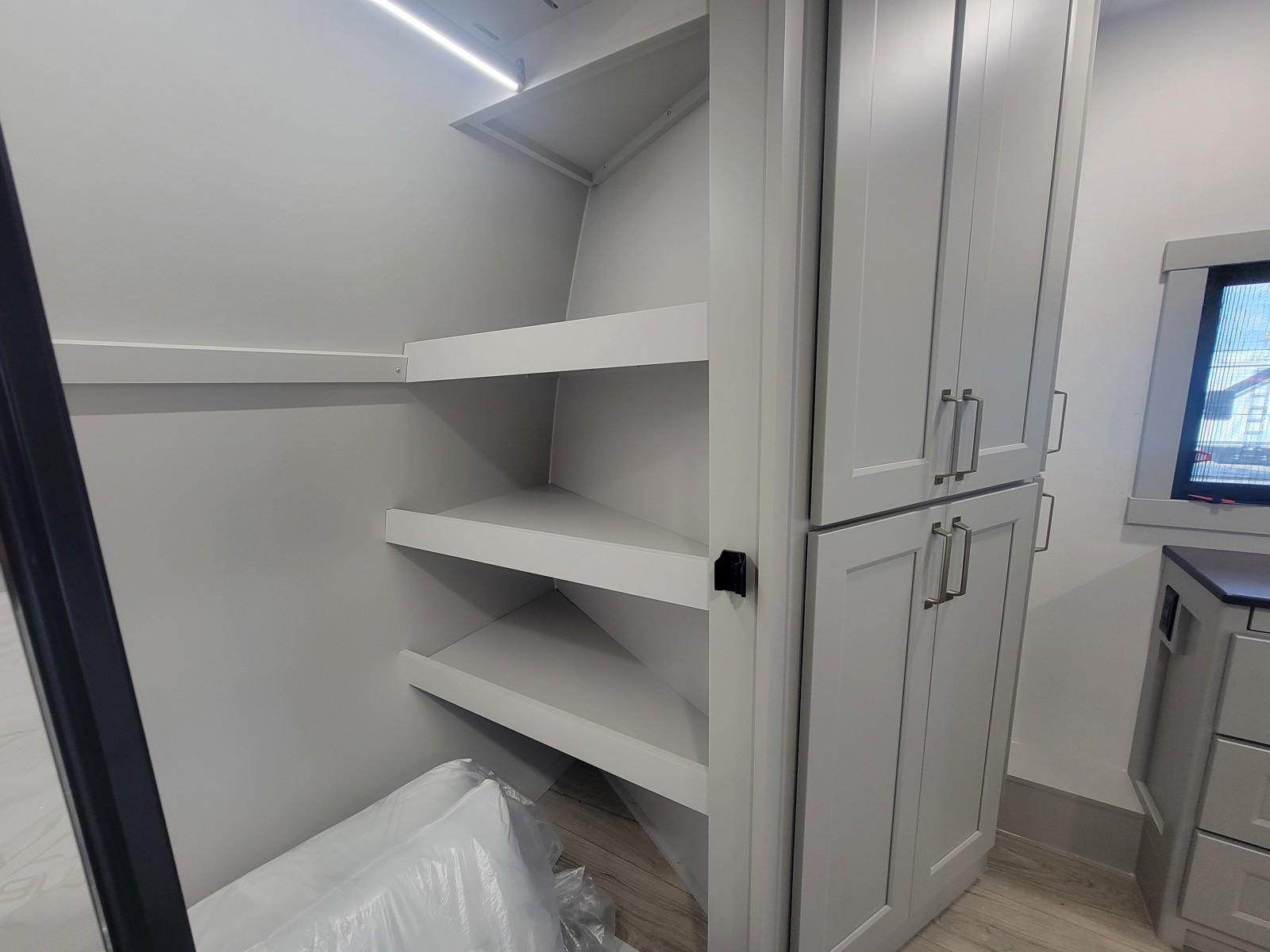 2026 Brinkley 2026 Brinkley Model G - thumbnail 42