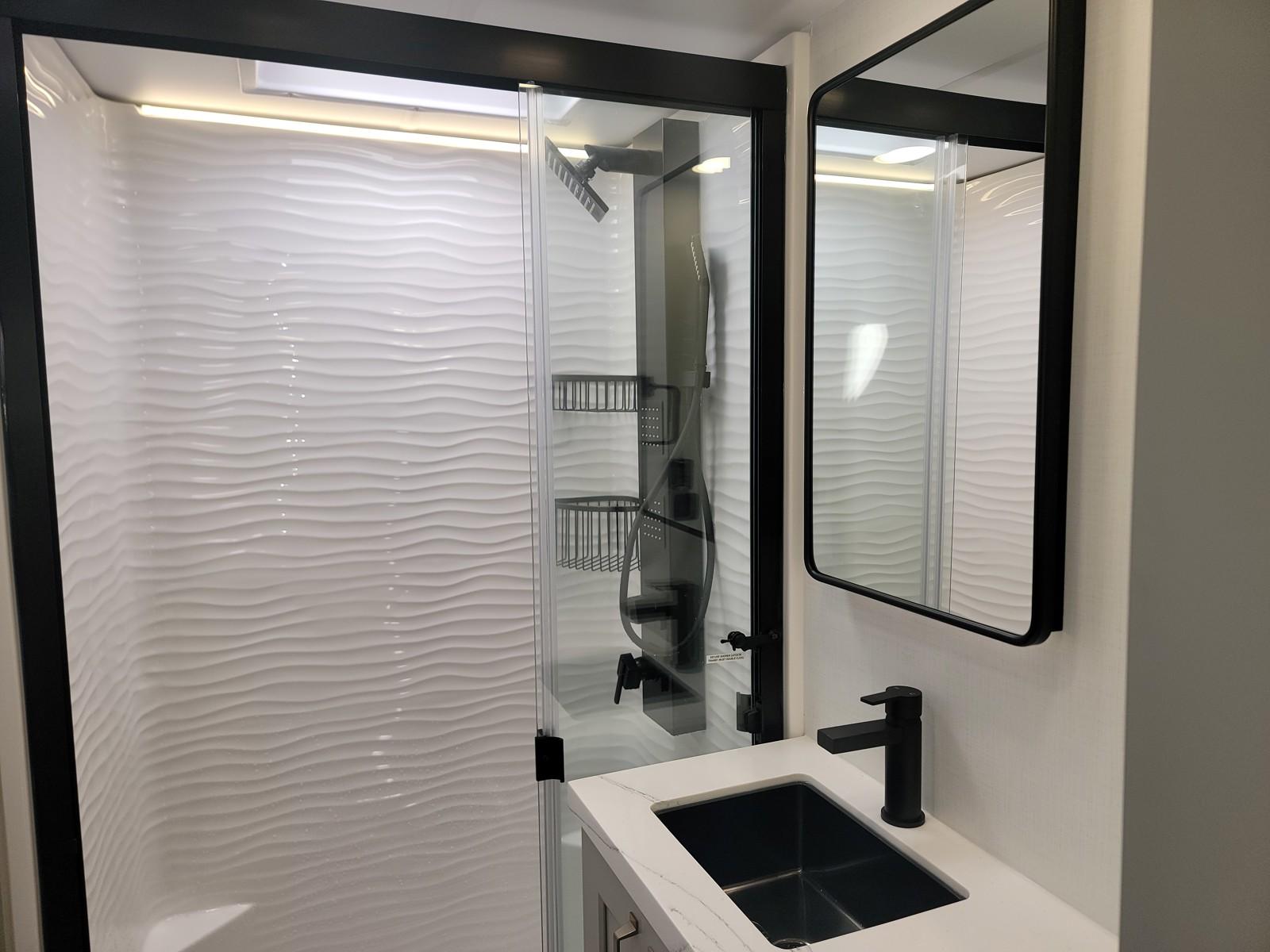 2026 Brinkley 2026 Brinkley Model G - thumbnail 50