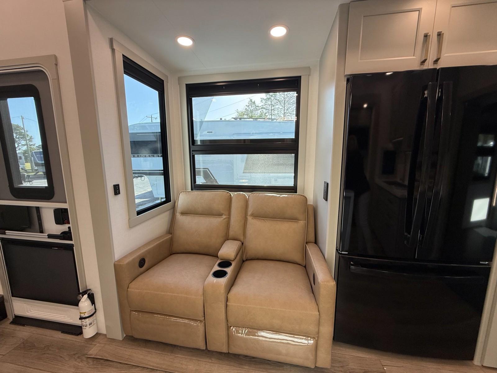 2026 Brinkley RV 2026 Brinkley RV Model G - thumbnail 18