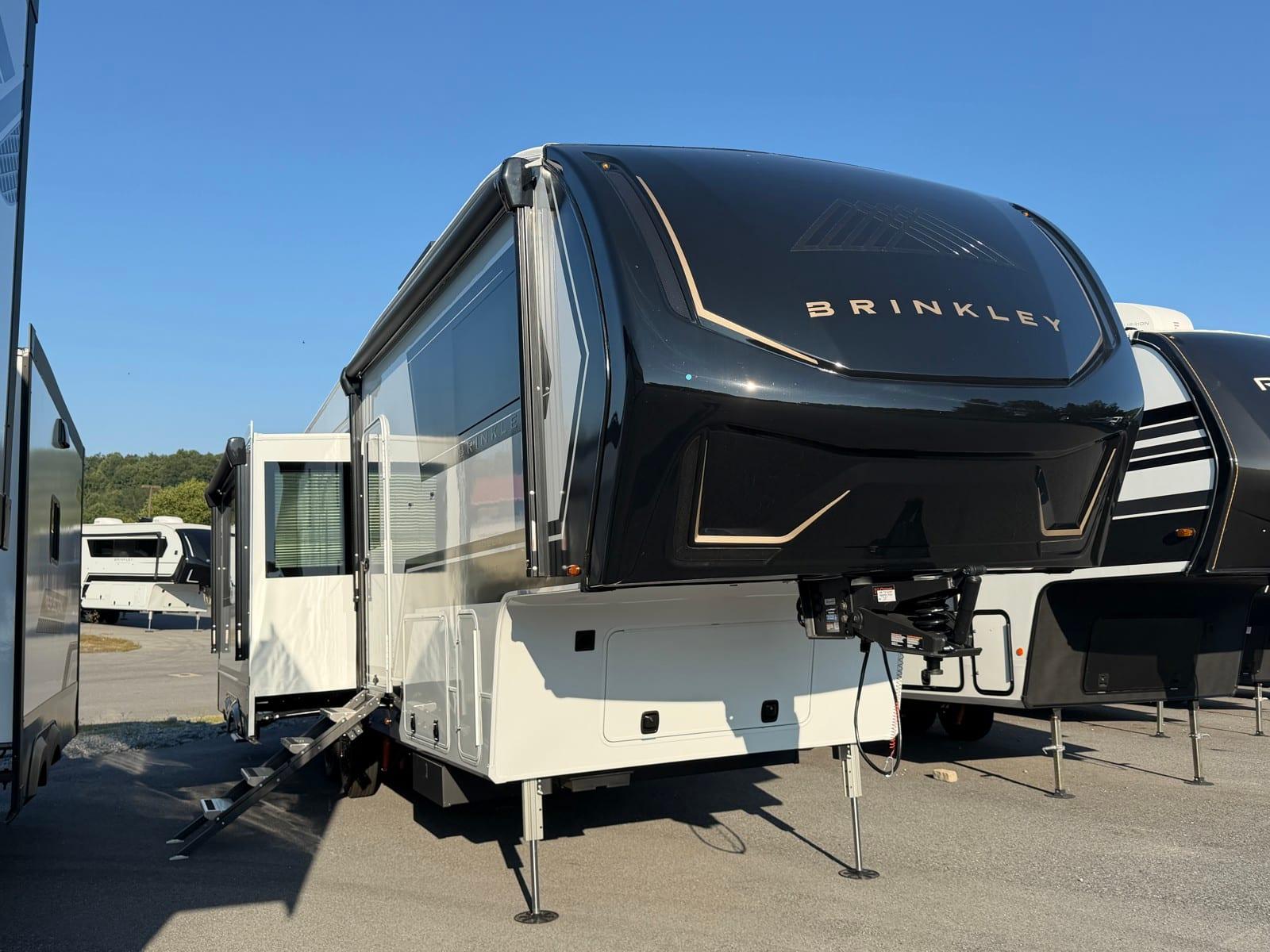2027 Brinkley Model Z 3210