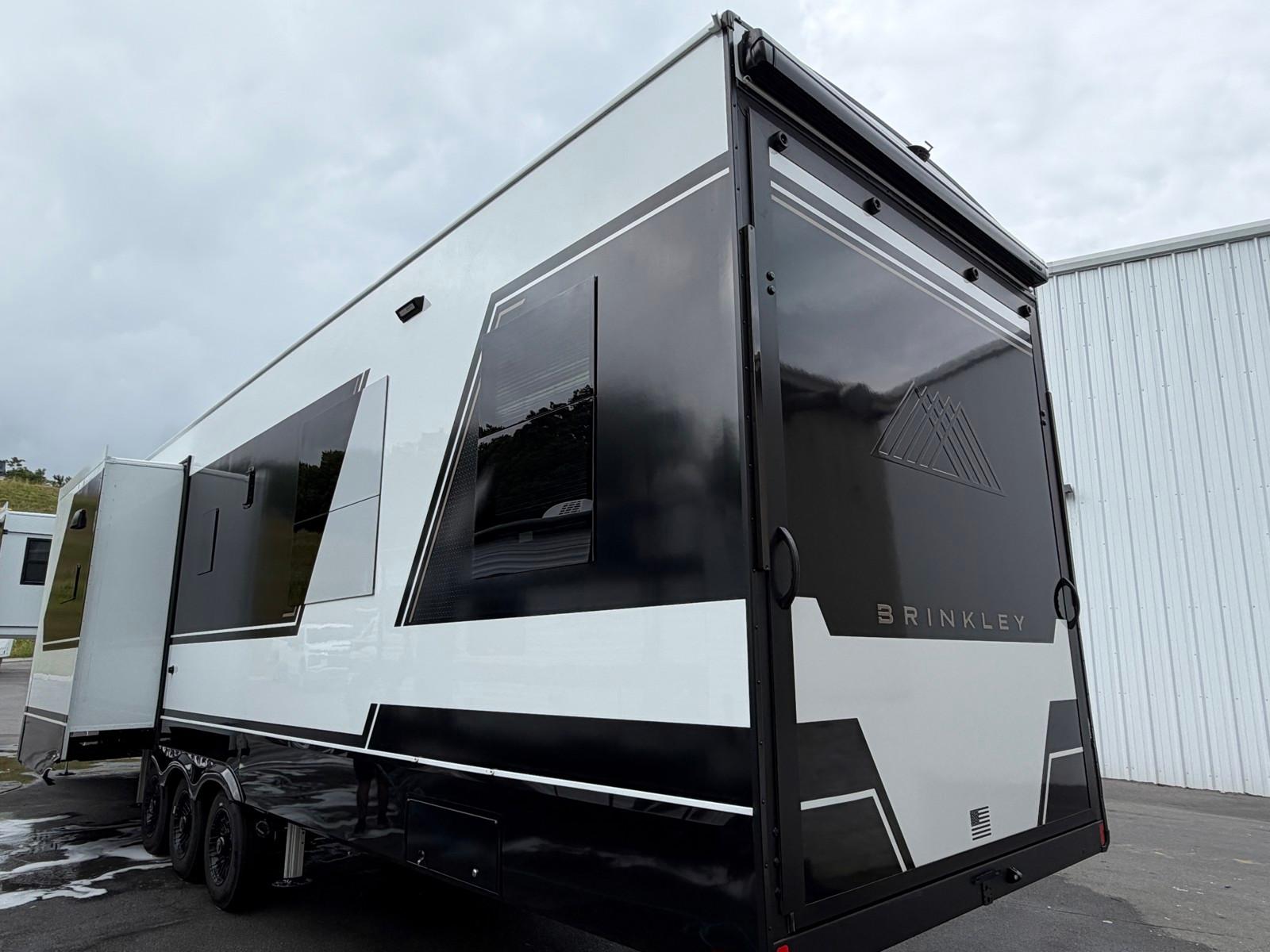 2026 Brinkley 2026 Brinkley Model Gx - thumbnail 5