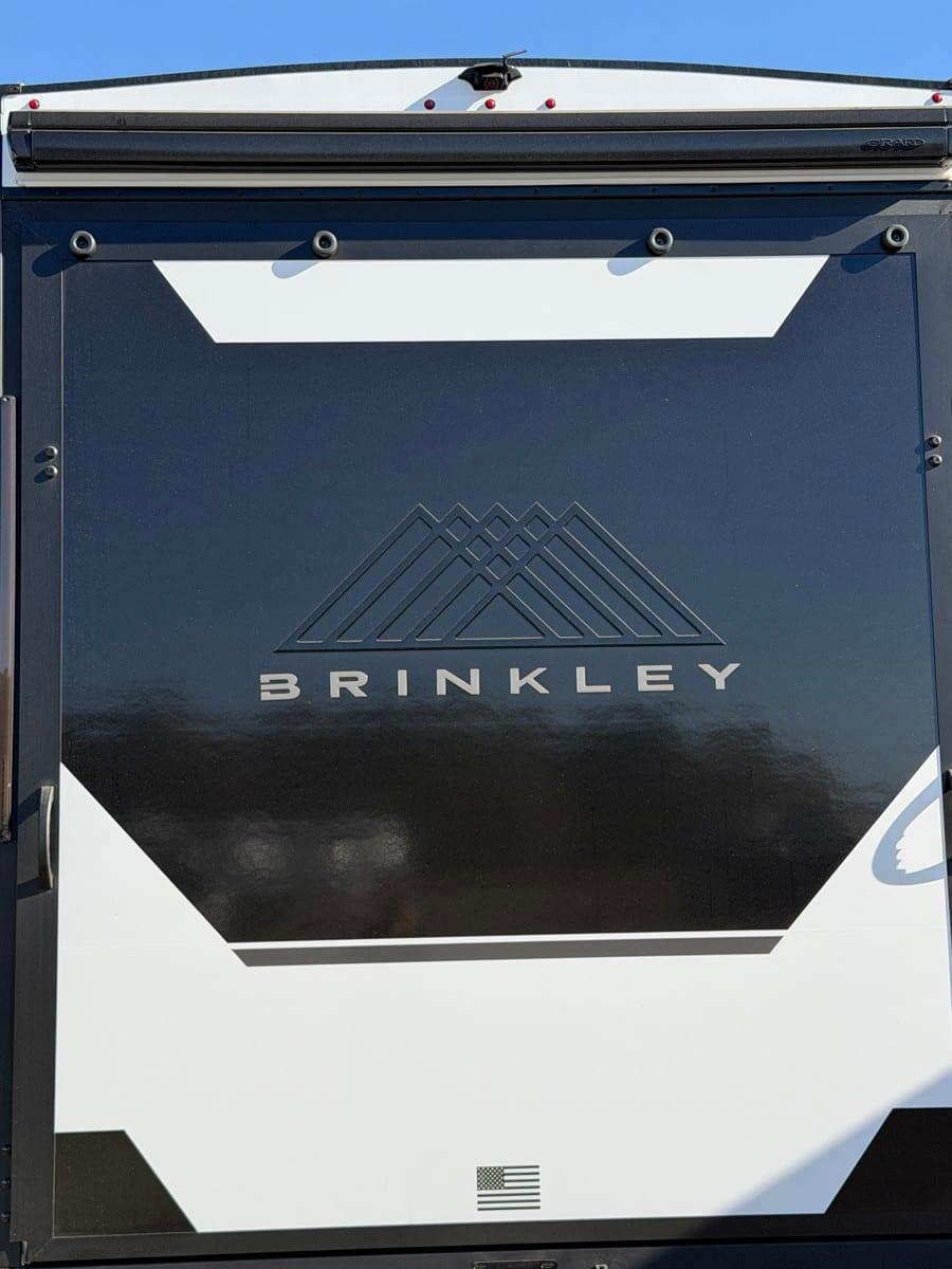2027 Brinkley RV 2027 Brinkley RV Model Gx - thumbnail 8