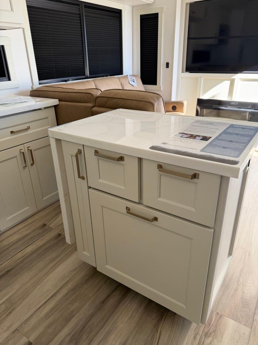 2027 Brinkley RV 2027 Brinkley RV Model Gx - thumbnail 16