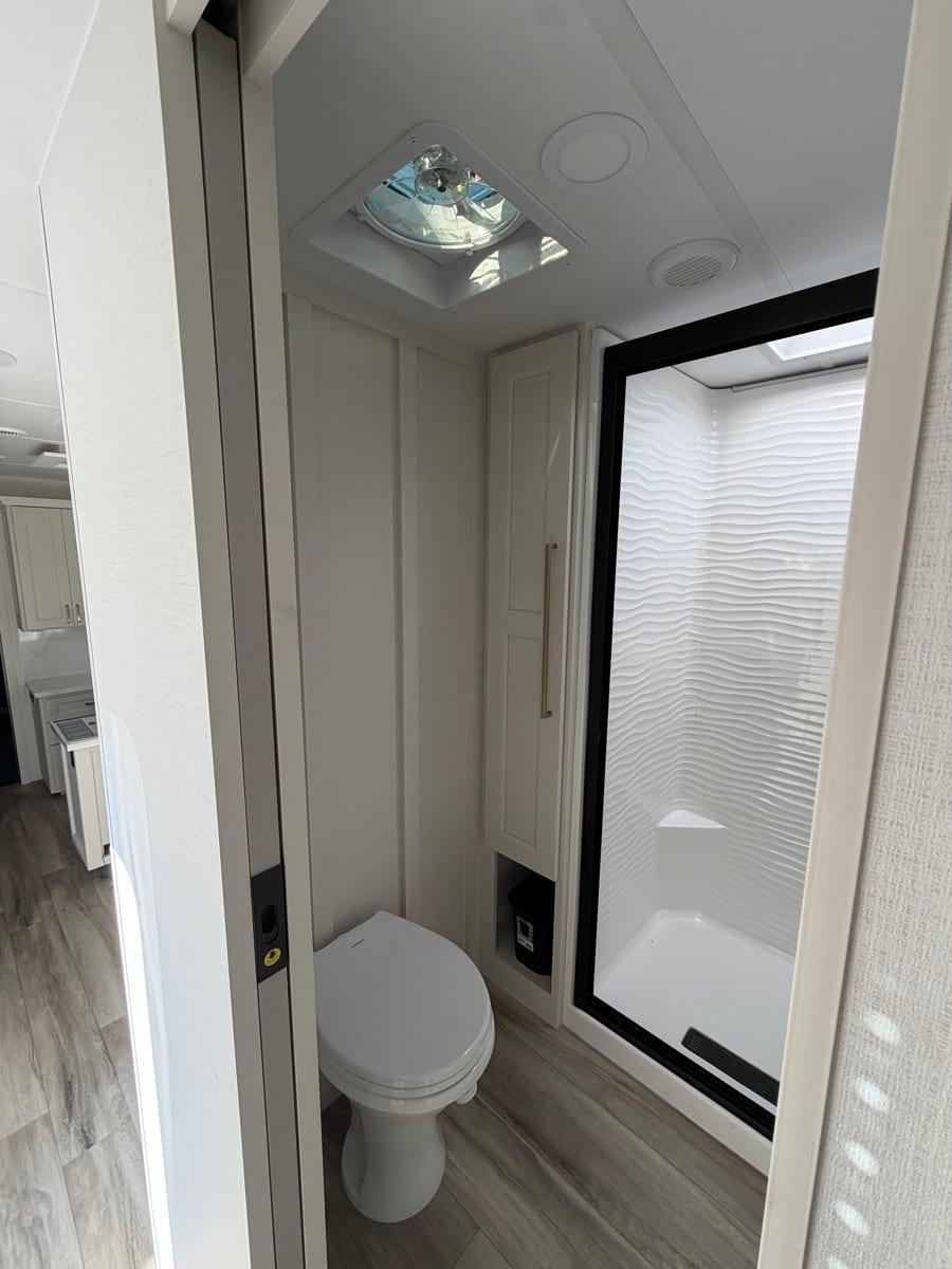 2027 Brinkley RV 2027 Brinkley RV Model Gx - thumbnail 23