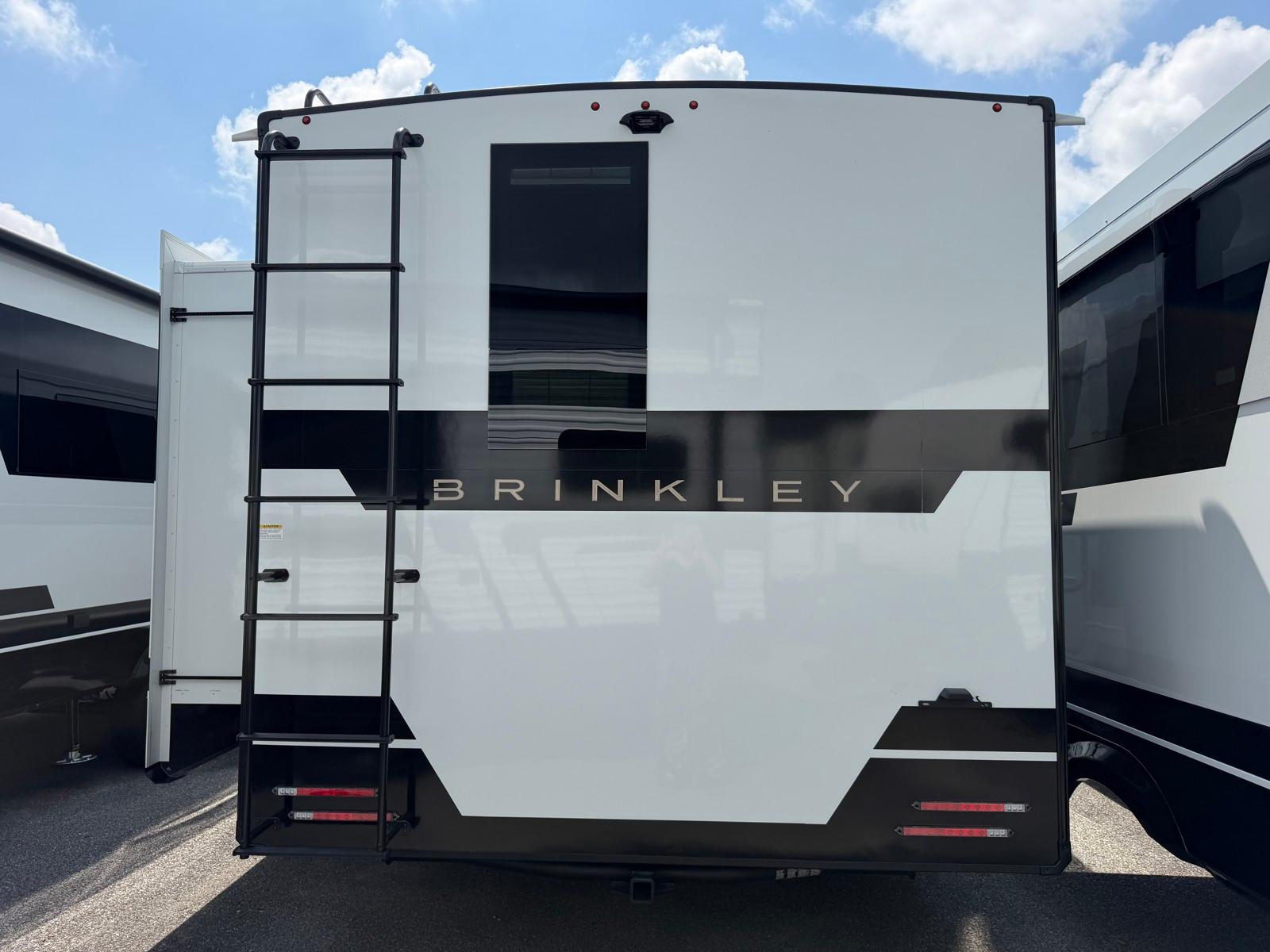 2027 Brinkley 2027 Brinkley Model IX - thumbnail 5