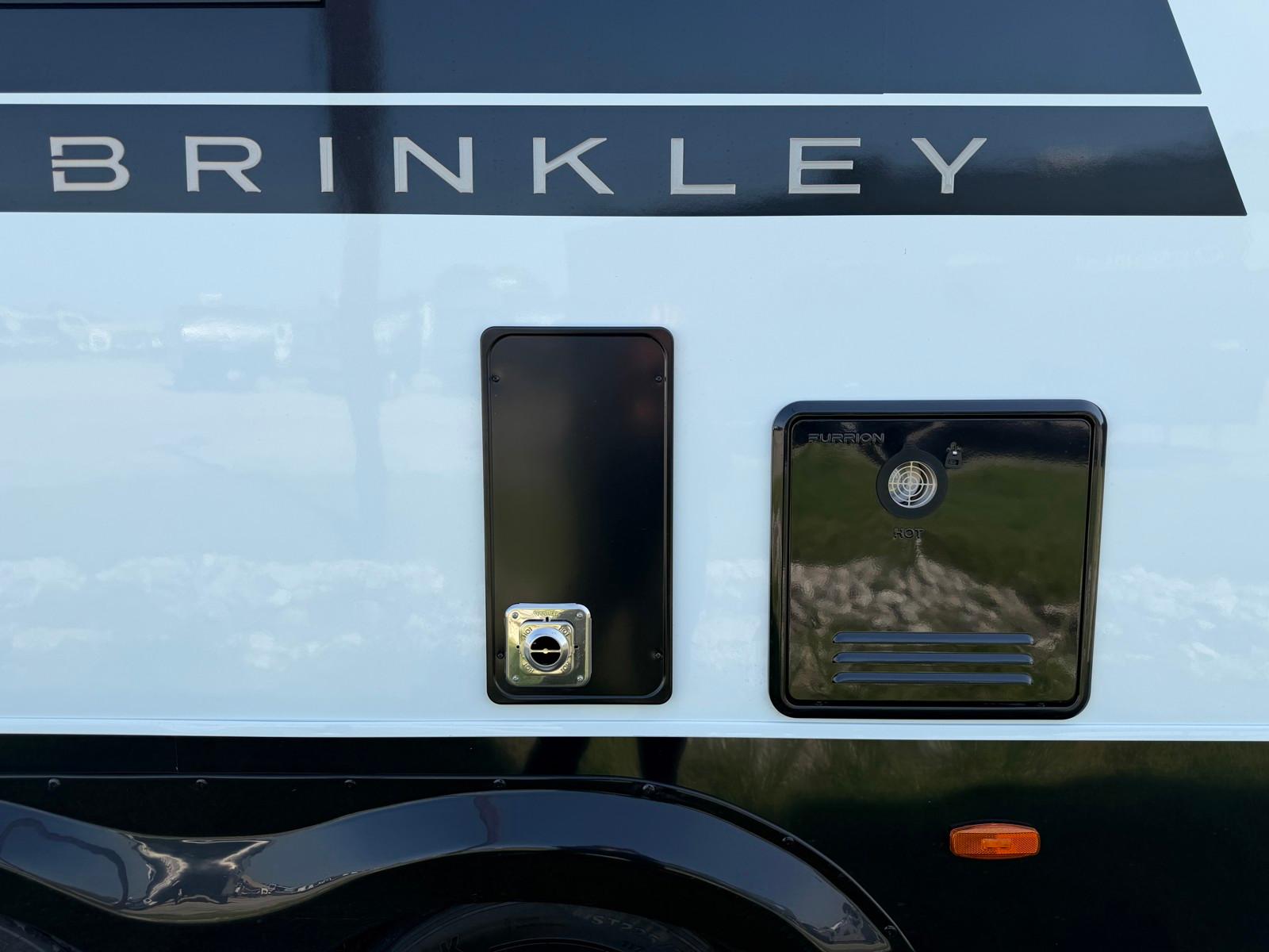 2027 Brinkley 2027 Brinkley Model IX - thumbnail 12