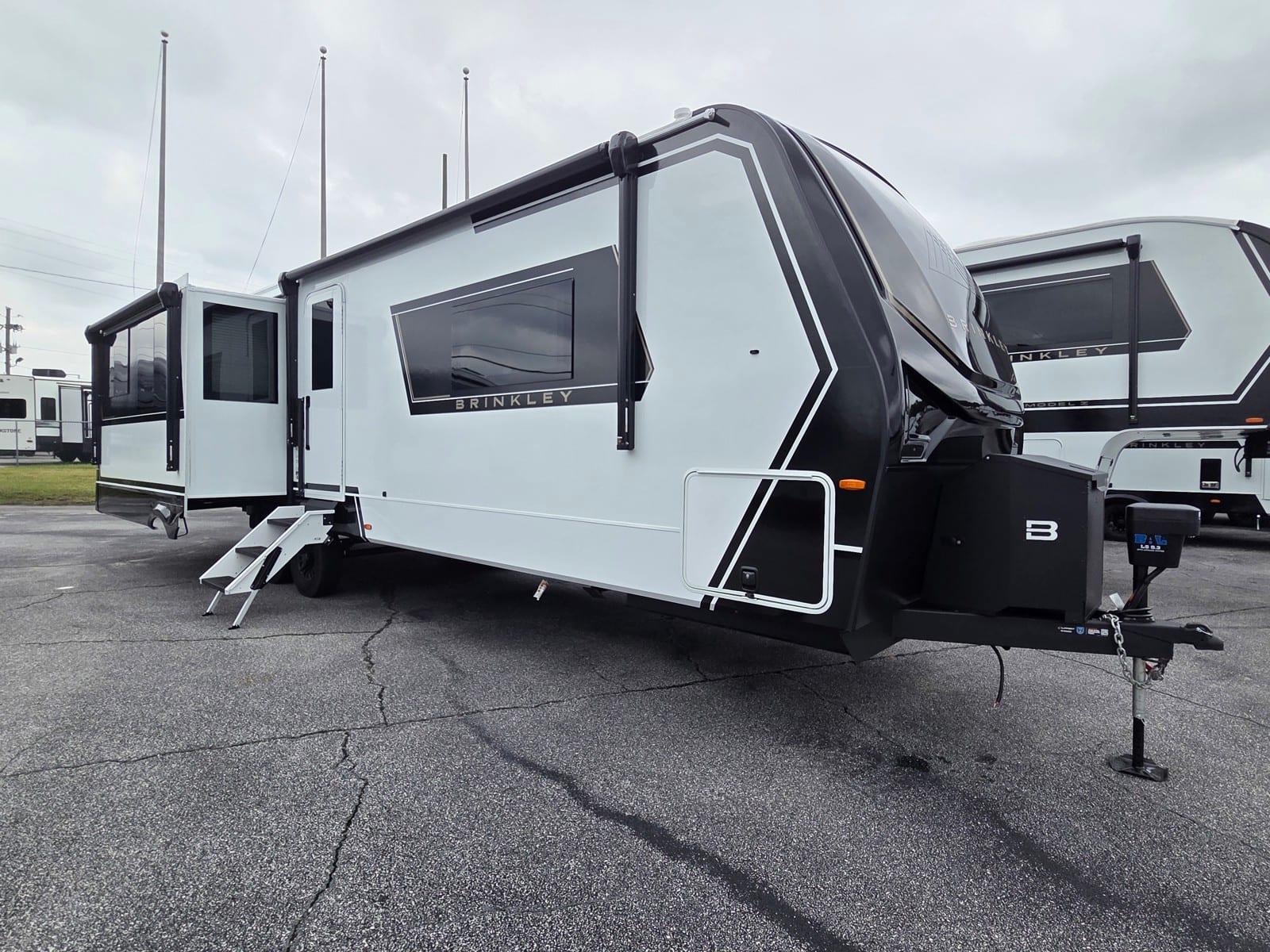 2027 Brinkley Model Z Air 310
