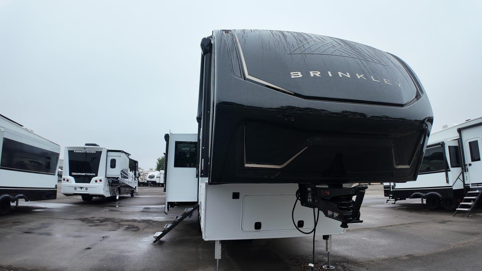 2027 Brinkley Model Z 2900