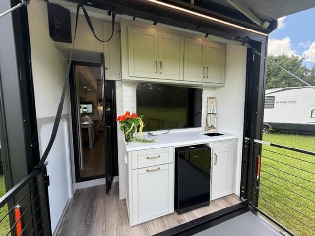 2026 Brinkley RV 2026 Brinkley RV Model Z - thumbnail 6