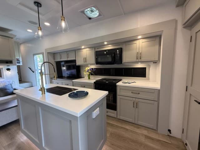 2026 Brinkley RV 2026 Brinkley RV Model Z - thumbnail 13