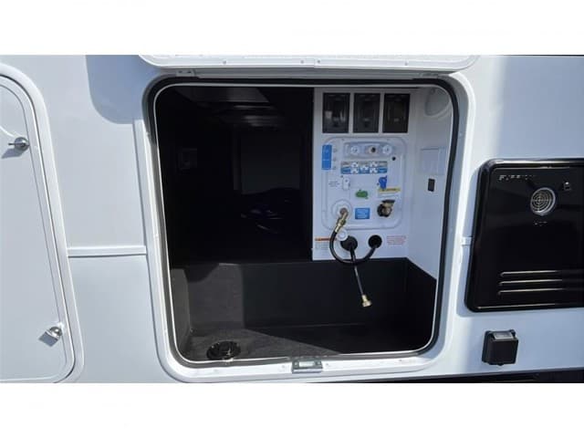 2026 Brinkley RV 2026 Brinkley RV Model Z - thumbnail 7