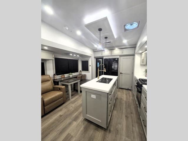 2026 Brinkley RV 2026 Brinkley RV Model Z - thumbnail 9