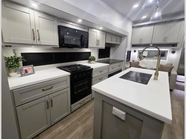 2026 Brinkley RV 2026 Brinkley RV Model Z - thumbnail 12