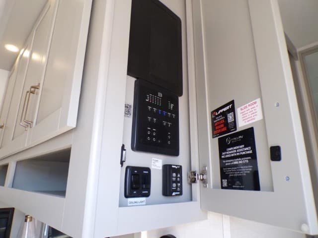 2026 Brinkley RV 2026 Brinkley RV Model Z - thumbnail 23