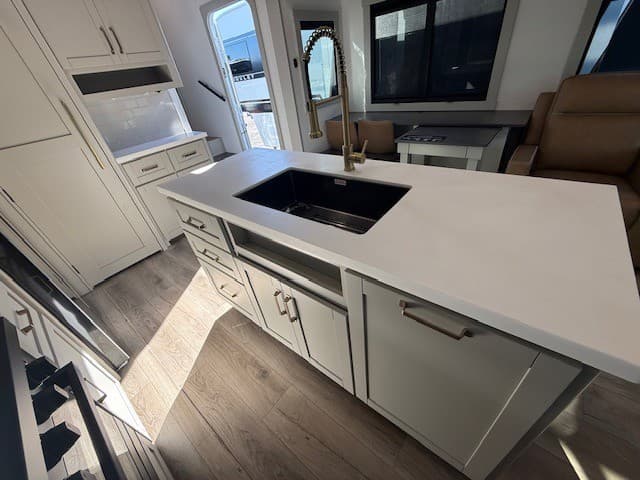 2026 Brinkley RV 2026 Brinkley RV Model Z - thumbnail 10