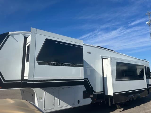 2026 Brinkley RV 2026 Brinkley RV Model Z - thumbnail 3