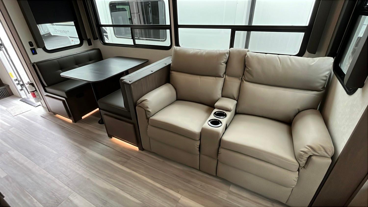 2026 Keystone RV 2026 Keystone RV Keystone Cougar - thumbnail 13