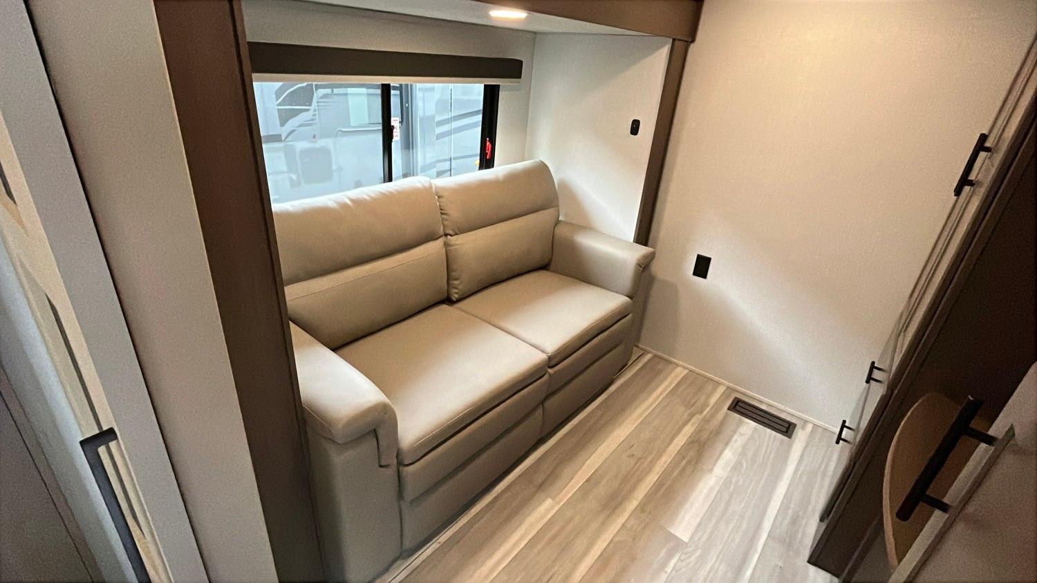 2026 Keystone RV 2026 Keystone RV Keystone Cougar - thumbnail 17