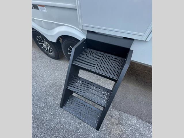 2026 Keystone RV 2026 Keystone RV Cougar Half Ton - thumbnail 7