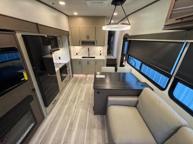 2026 Keystone RV 2026 Keystone RV Cougar Half Ton - thumbnail 24