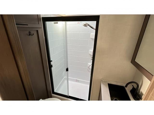 2026 Keystone RV 2026 Keystone RV Cougar Half Ton - thumbnail 17