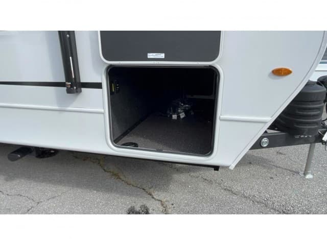 2026 Keystone RV 2026 Keystone RV Cougar Half Ton - thumbnail 9