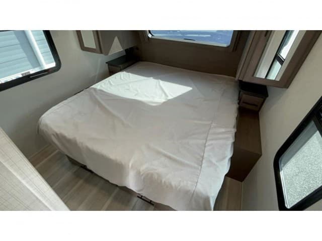 2026 Keystone RV 2026 Keystone RV Cougar Half Ton - thumbnail 20