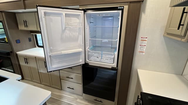 2026 Keystone RV 2026 Keystone RV Cougar Half Ton - thumbnail 15