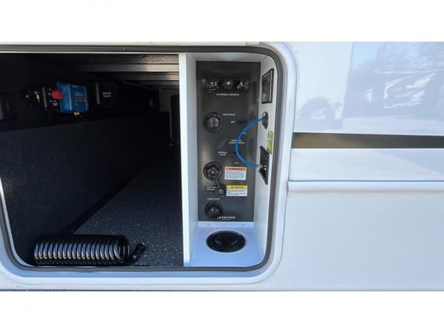 2026 Keystone RV 2026 Keystone RV Cougar - thumbnail 8