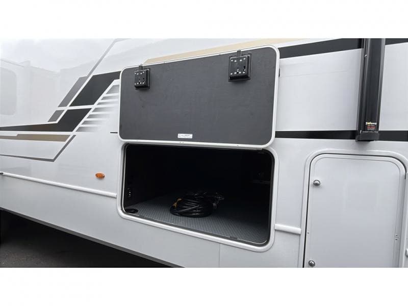 2026 Keystone 2026 Keystone Cougar Half Ton - thumbnail 8