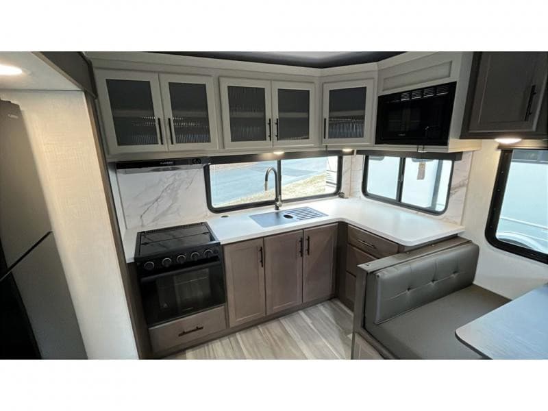 2026 Keystone 2026 Keystone Cougar Half Ton - thumbnail 11