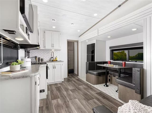 2026 Keystone RV 2026 Keystone RV Keystone Cougar - thumbnail 24