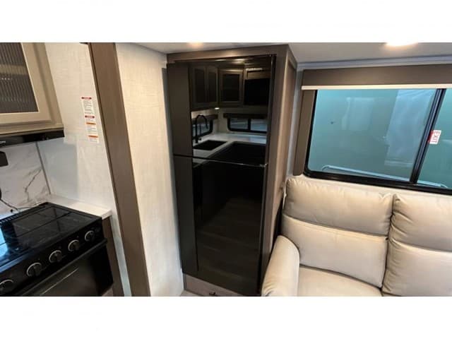 2026 Keystone RV 2026 Keystone RV Cougar Half Ton - thumbnail 13