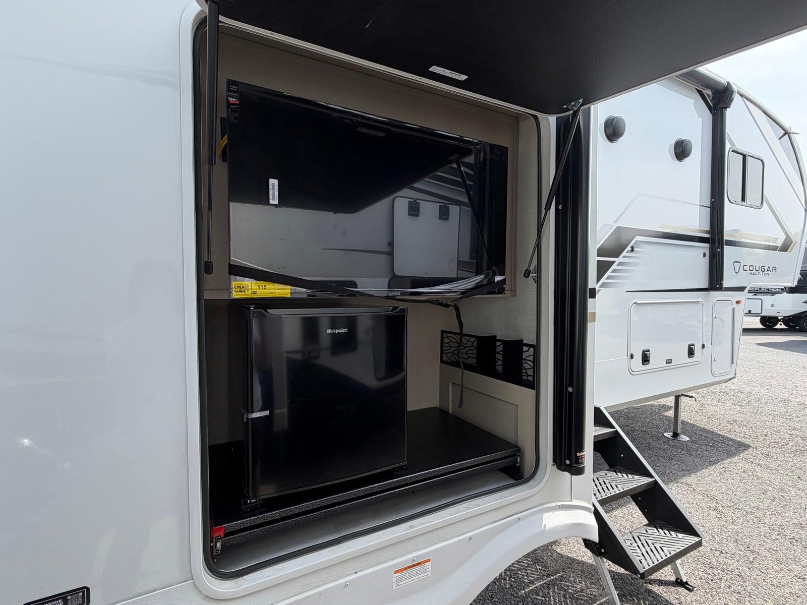 2026 Keystone RV 2026 Keystone RV Cougar Half Ton - thumbnail 5