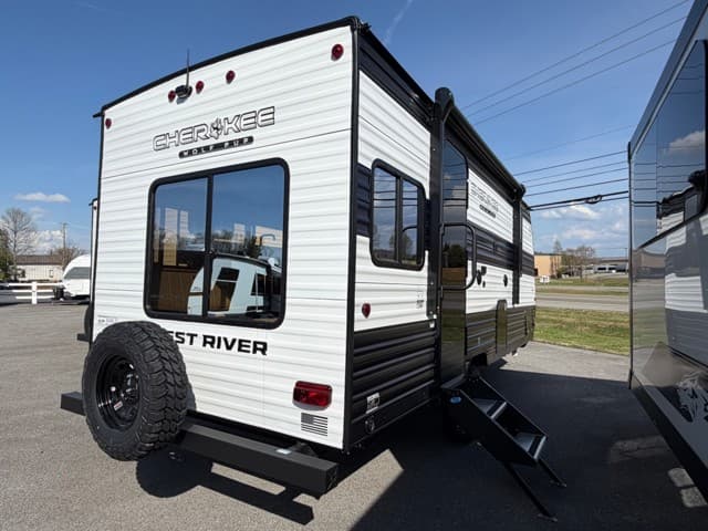 2026 Forest River 2026 Forest River Cherokee Wolf Pup - thumbnail 5