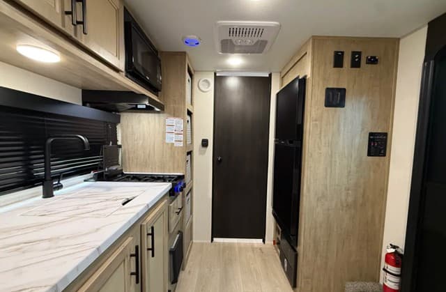 2026 Forest River 2026 Forest River Cherokee Wolf Pup - thumbnail 6