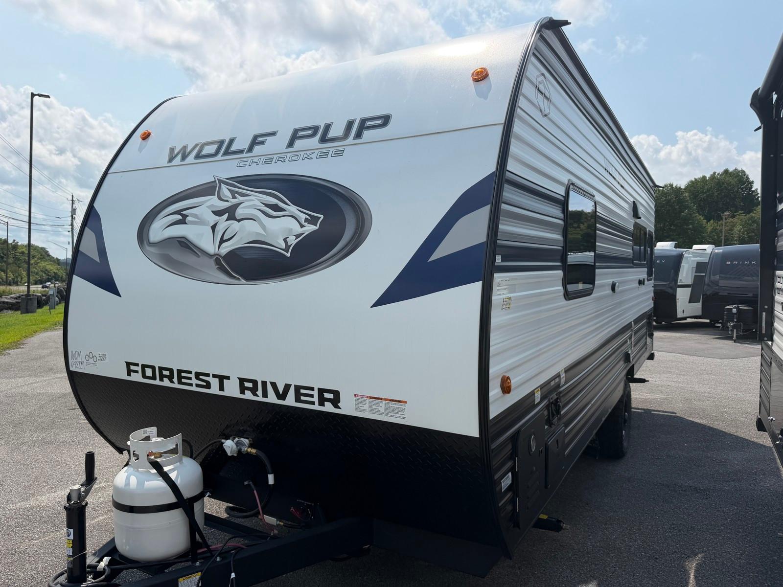 2027 Forest River 2027 Forest River Cherokee Wolf Pup - thumbnail 3