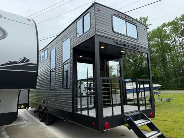 2026 Forest River 2026 Forest River Cherokee Timberwolf Destination Trailer - thumbnail 5