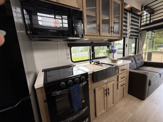 2026 Forest River 2026 Forest River Cherokee Timberwolf Destination Trailer - thumbnail 10