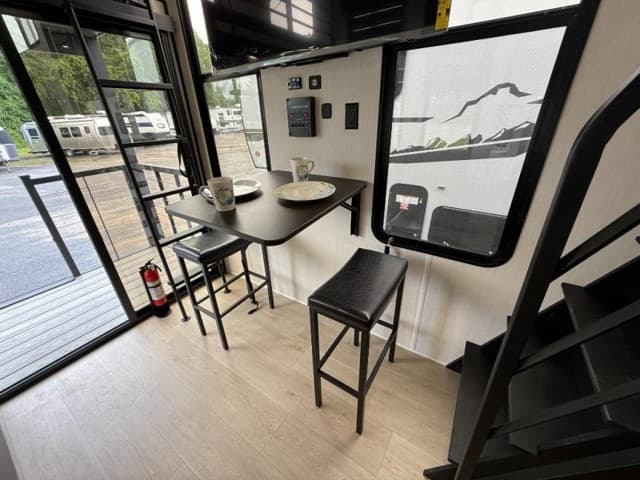 2026 Forest River 2026 Forest River Cherokee Timberwolf Destination Trailer - thumbnail 17