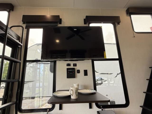 2026 Forest River 2026 Forest River Cherokee Timberwolf Destination Trailer - thumbnail 19