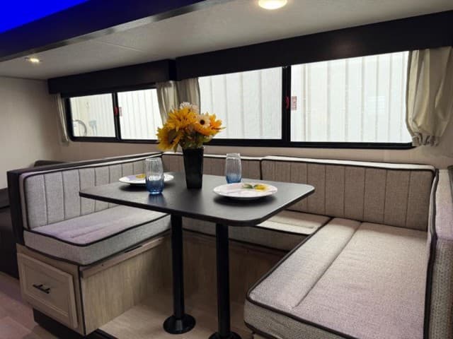 2026 Forest River 2026 Forest River Cherokee Grey Wolf - thumbnail 18