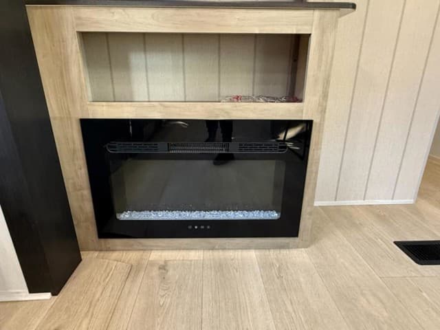 2026 Forest River 2026 Forest River Cherokee Wolf Den - thumbnail 20