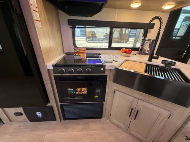 2026 Forest River 2026 Forest River Cherokee Grey Wolf - thumbnail 14