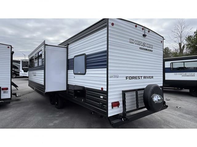 2026 Forest River 2026 Forest River Cherokee Grey Wolf - thumbnail 4